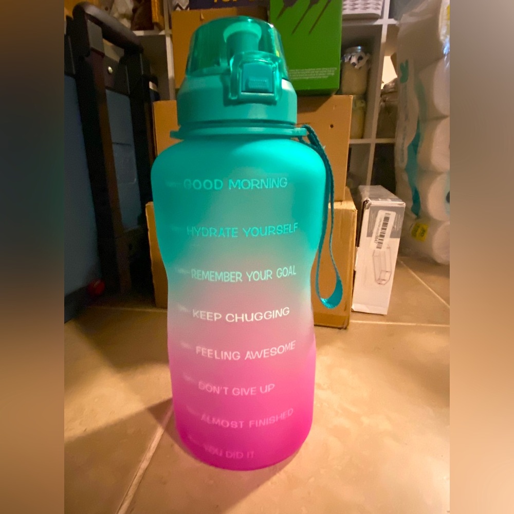 Motivational water bottle